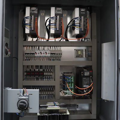 Hoge productiviteits automatische verticale CNC het machinaal bewerken cnc van de centrumvmc850 5 as malenmachine