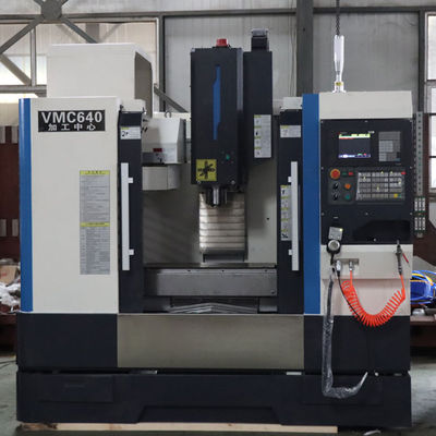 Het merk van Taiwan mini verticale het machinaal bewerken het malenmachine van het centrumvmc640 cnc metaal