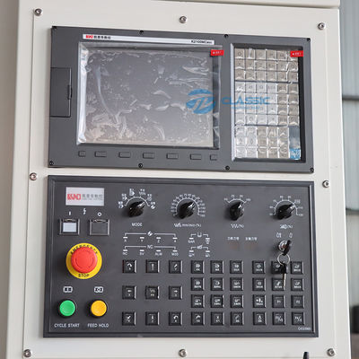 Het merk van Taiwan mini verticale het machinaal bewerken het malenmachine van het centrumvmc640 cnc metaal