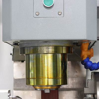 CNC Fraiseuse GSK Siemens Fanuc systeem 3 as 4 as minicnc fresadoracnc van de malenmachine XH7124 verticaal die Ce machinaal bewerken